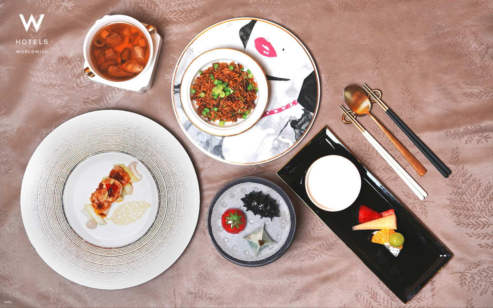 [Macau] W Macau Studio City Hotel: Diva Dim Sum Lunch Set Menu / Special Dinner Set Menu - A New Style Cantonese Cuisine Restaurant - Photo 1 of 4